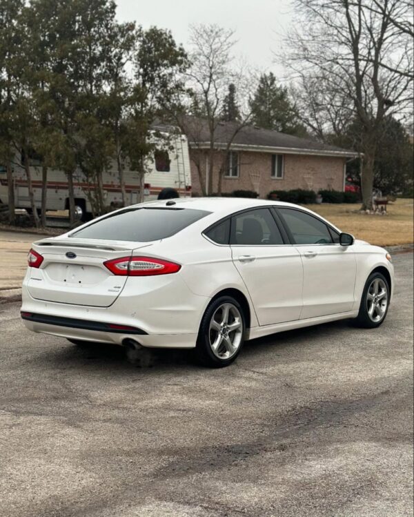 2013 FORD FUSION SE