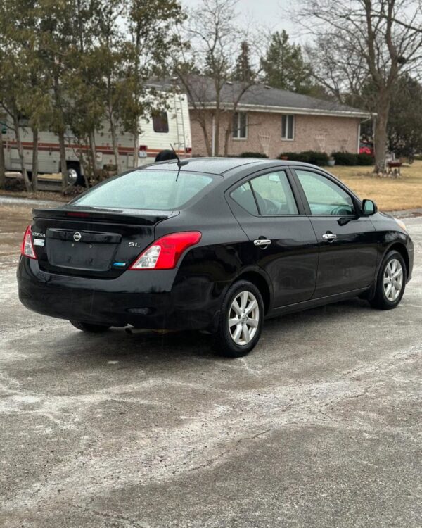 2013 NISSAN VERSA