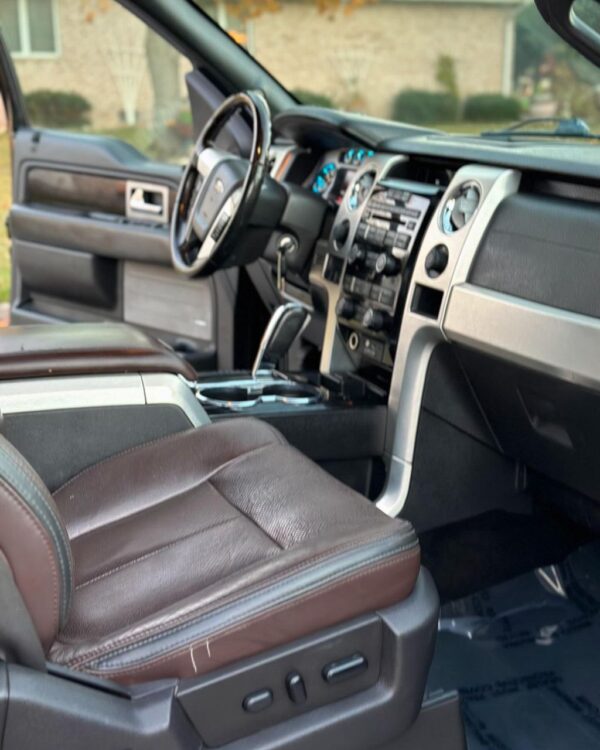 2011 FORD F150 PLATINUM