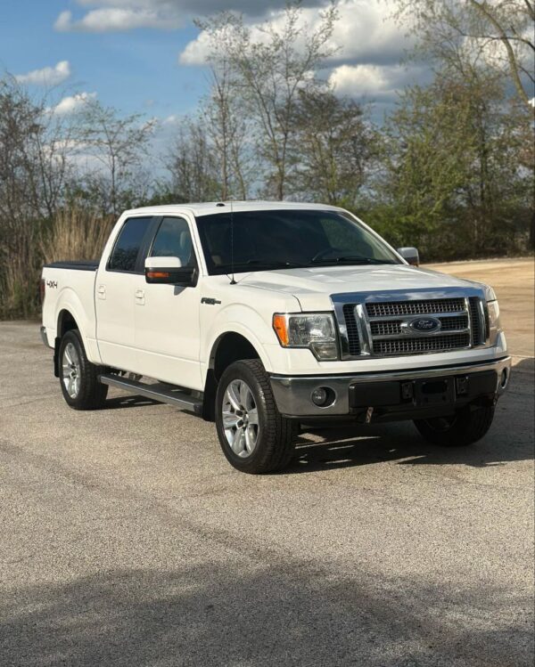 2011 FORD F150 LARIAT