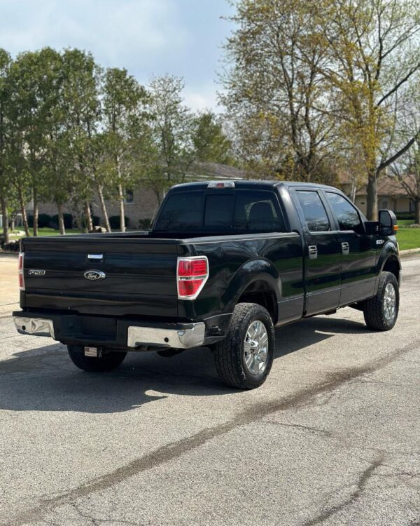 2011 FORD F150 XLT