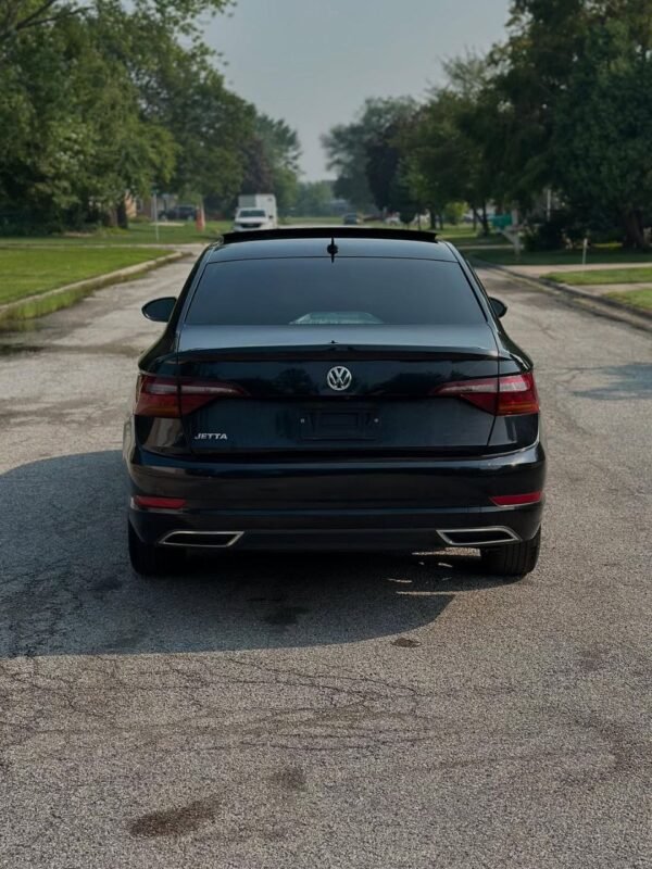 2019 VOLKSWAGEN JETTA – FULLY LOADED - Image 5