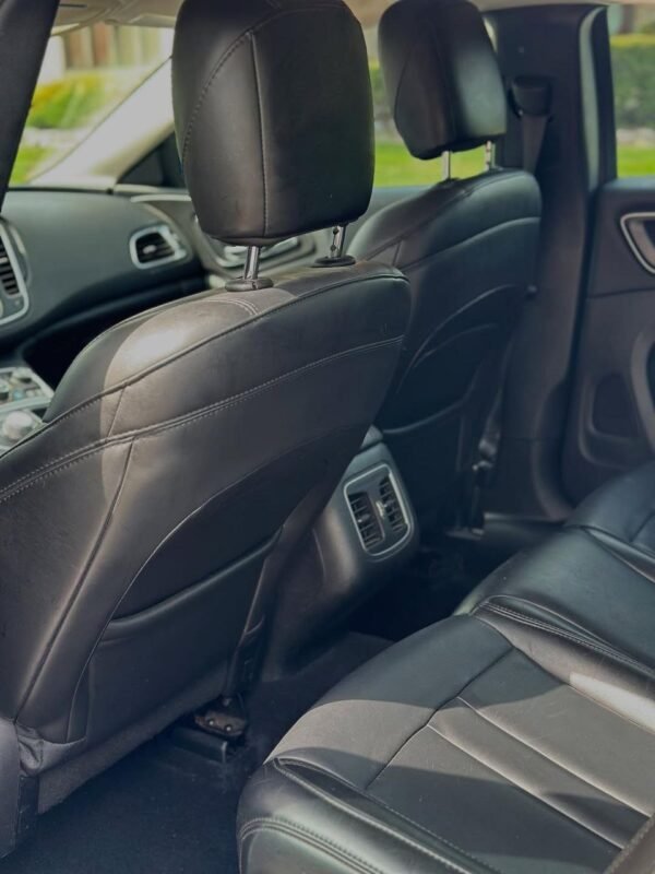 2017 Chrysler 200