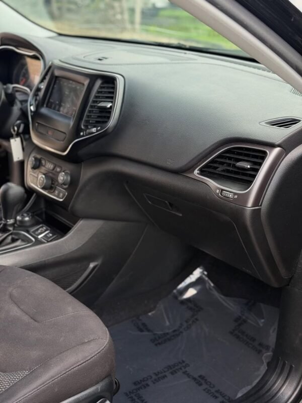 2019 Jeep Cherokee