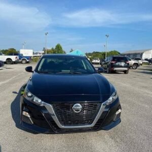 Nissan Altima 2017 for Sale  Only 14,460 Miles, One Owner, Clean Title